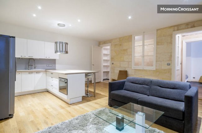 Splendid 2BR Hyper Centre Bordeaux