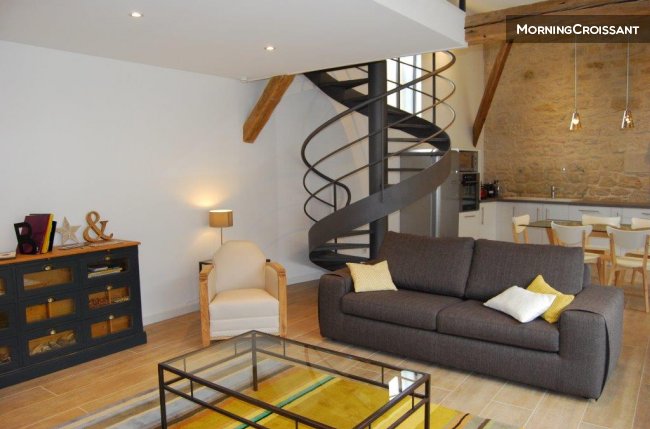 Beautiful loft + garden + garage