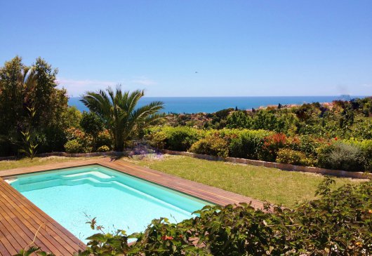 Nice:2 Bedroom appartment with pool