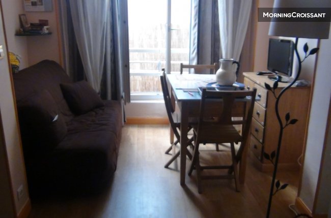 Apartment of charm, bel immeuble