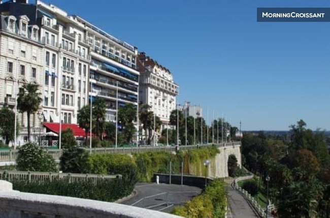 Studio on Pyrénées blvd in Pau
