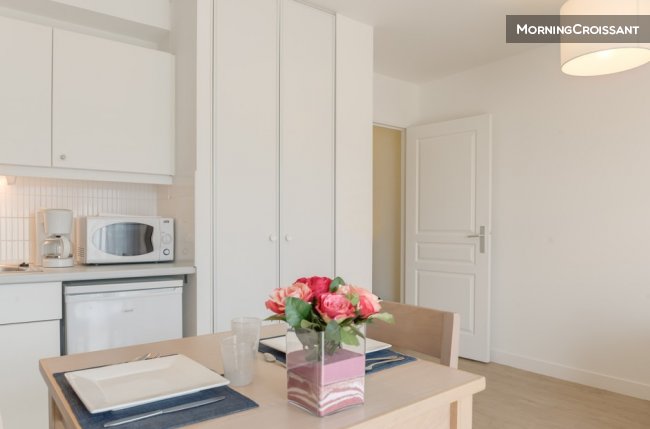 Modern and bright studio