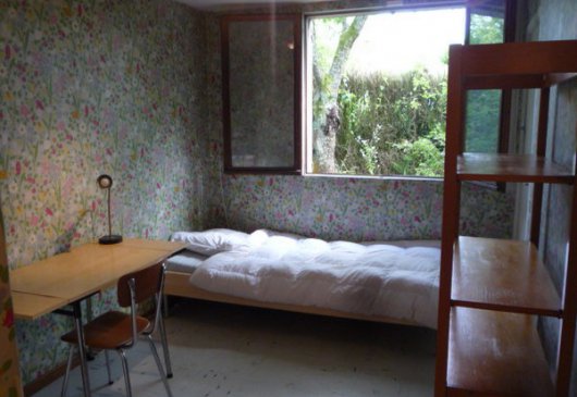 Room student, ORSAY, CNRS, CEA