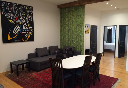 Carmelites, tram, Wifi, Metro