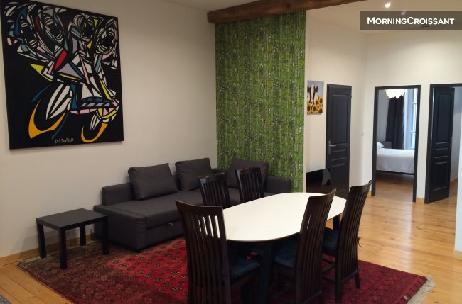 Carmelites, tram, Wifi, Metro