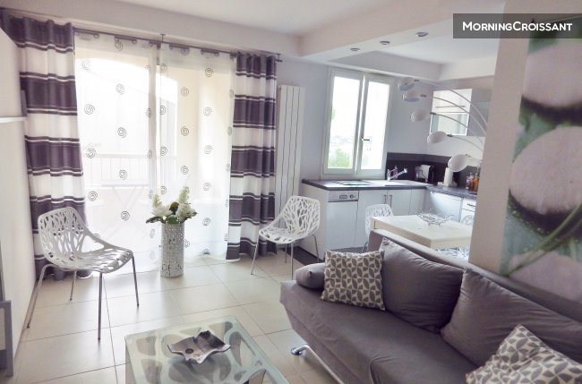 Studio internet garage swimmingpool