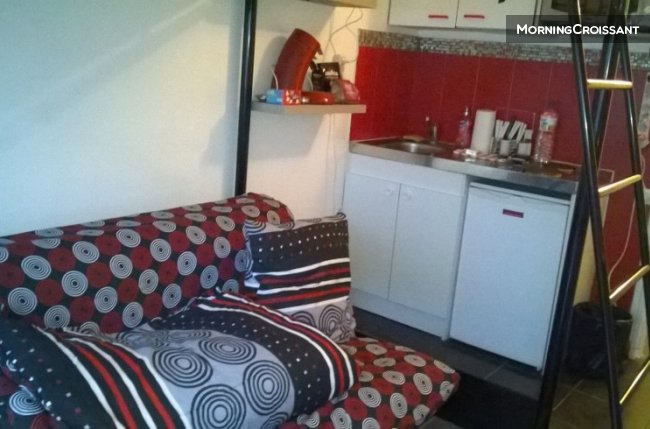 Charming studio Montmartre area