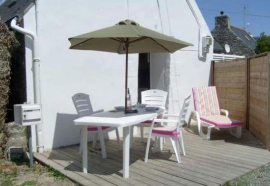 Fisherman house 300m from the sea