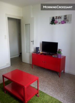 Studio 27 m 2 comfortable, bright