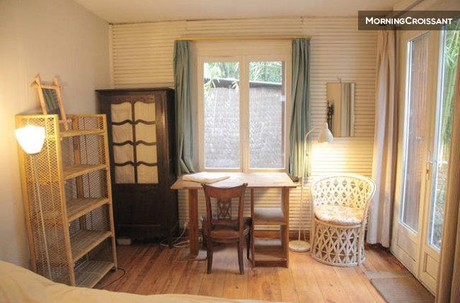 Bed & bath 20 min from Paris