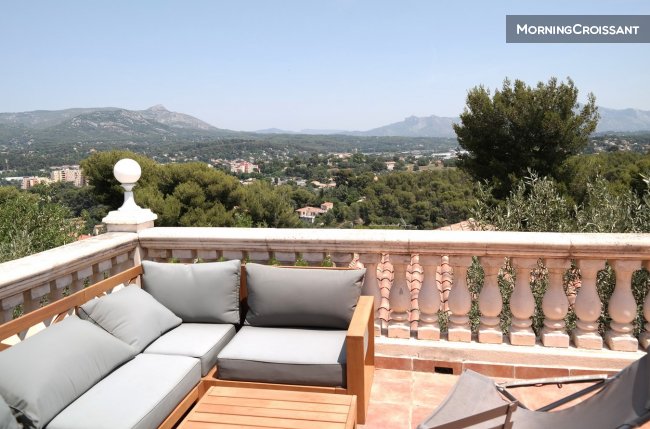 Villa Marseille views