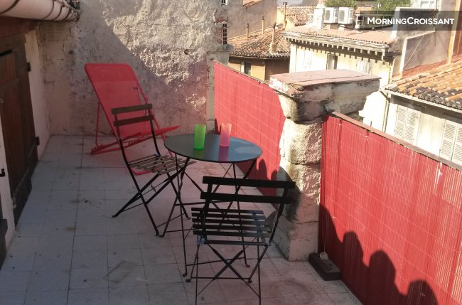 Small apartment with terrace