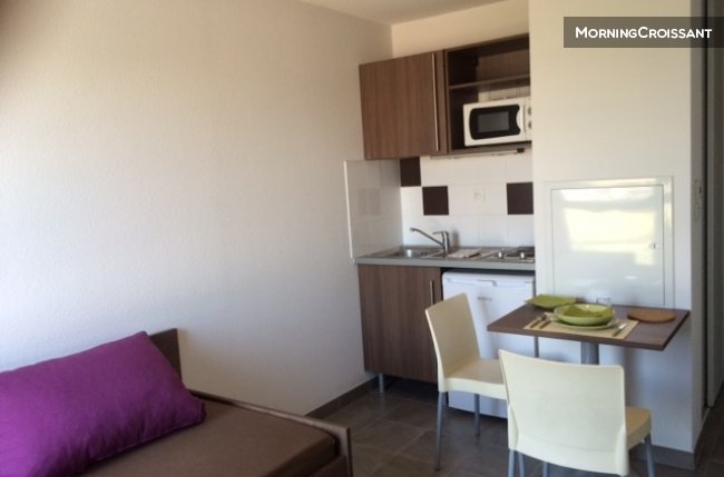 Well located studio av Capelette