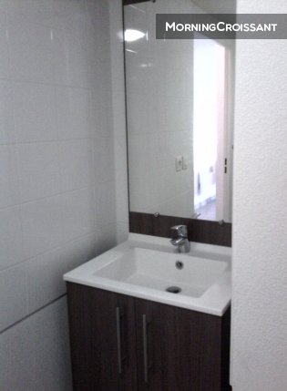 Recent and very quiet apartment