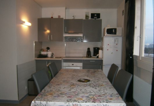 Studio rent in the 8th