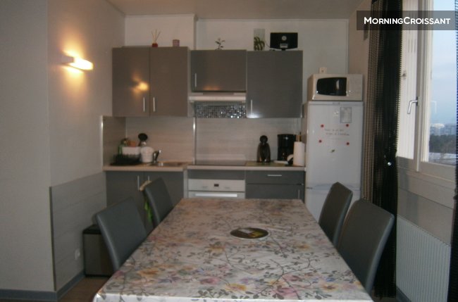 Studio rent in the 8th