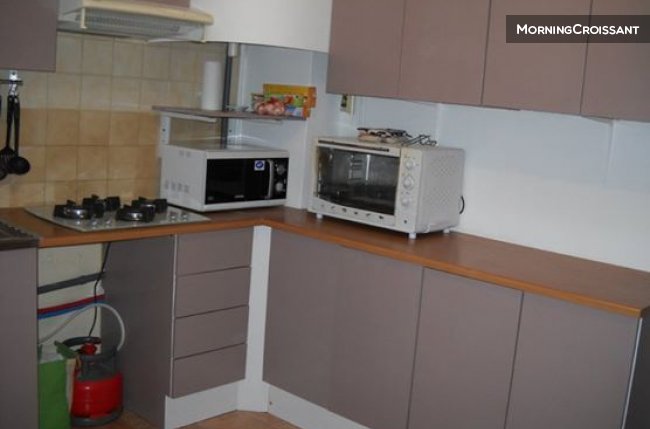 Room for rent on Montélimar