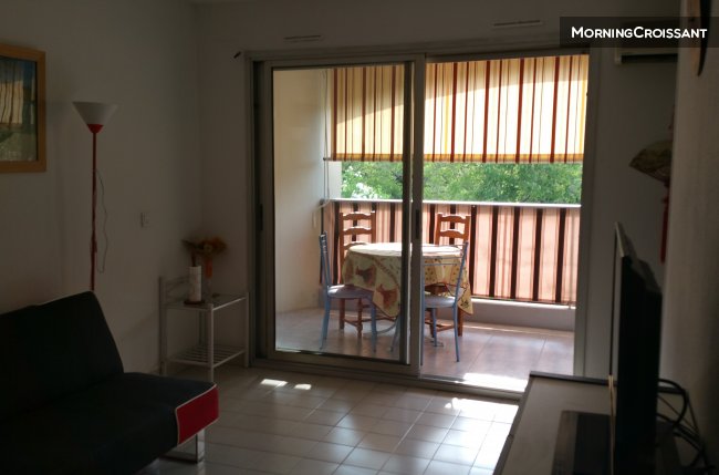 Antibes furnished studio beach