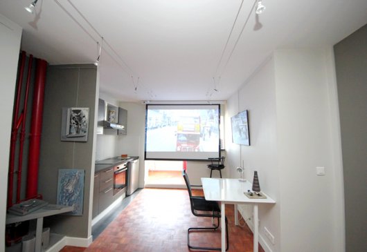 Bright 2 rooms arty Bastille