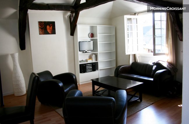 CHARMING LOFT - Historic Centre