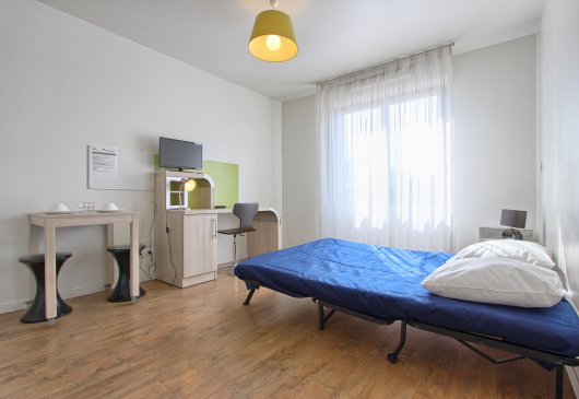 Bright studio at Pré St Gervais