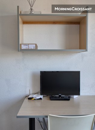 Quiet studio near the city center