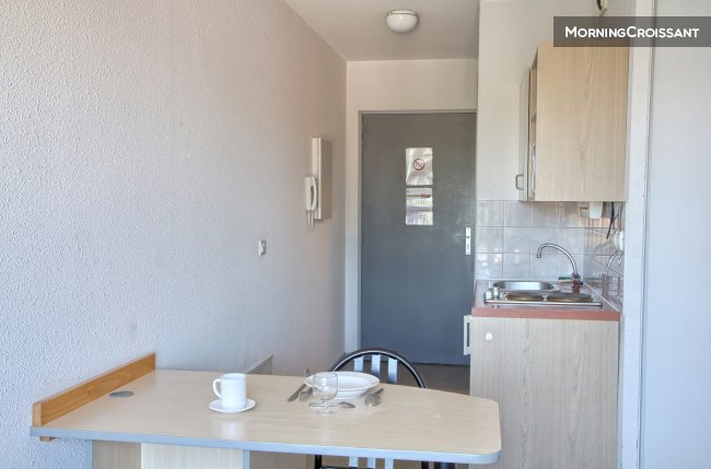 Comfortable and economic studio