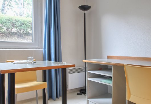 Studio for short duration in Reims