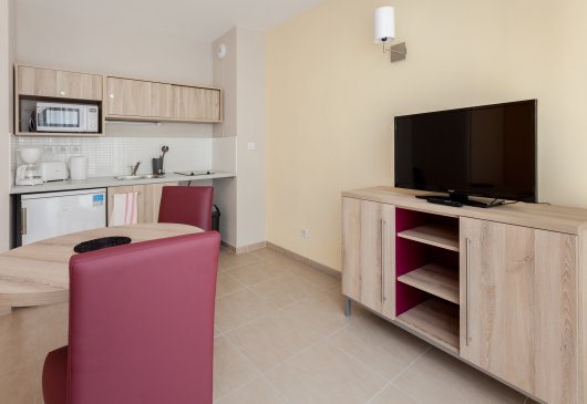 Modern apartment - central location