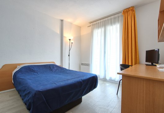 Ideal short term stay in Paris