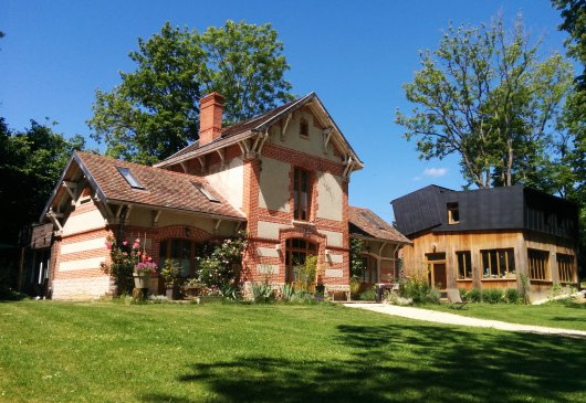 Bed and breakfast in a park