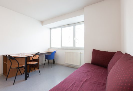 Studio Vigny Musset well located