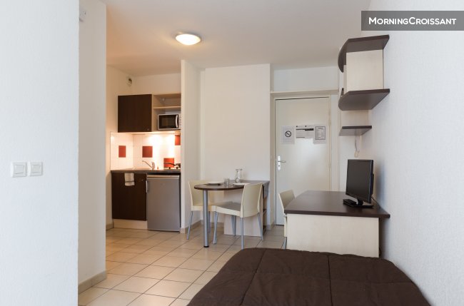 Nice studio view to the mountain