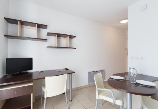 Studio with a mountain view