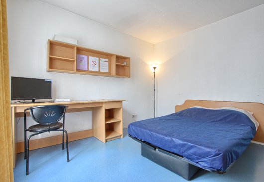 Economic Studio in Paris