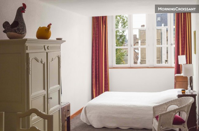 heart Dijon large bright studio