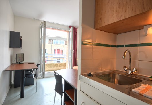 Functional and comfortable studio