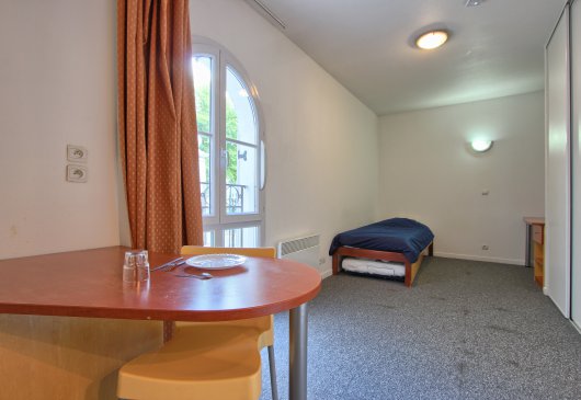 Convenient flat Disney