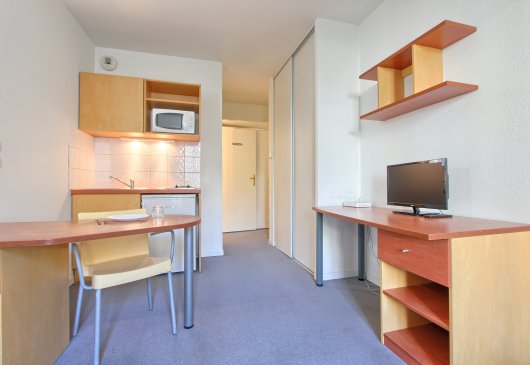 Cheap rental for 2 Disney