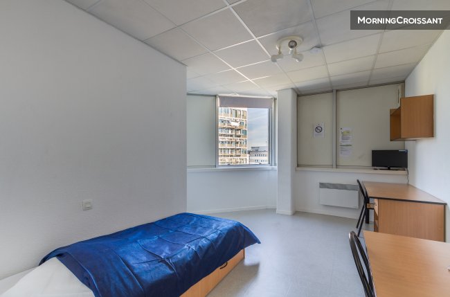 Sweet studio near railway station