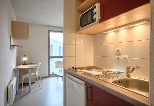 Studio close to Metro Porte d'Arras